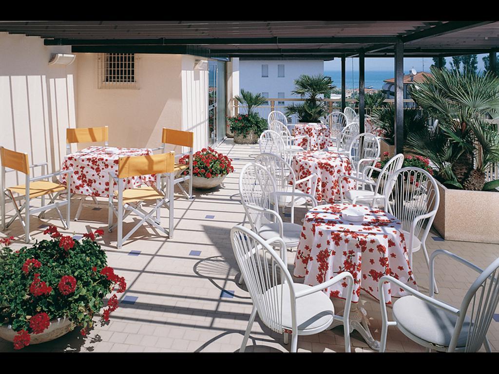 Hotel Emma Nord Rimini Extérieur photo